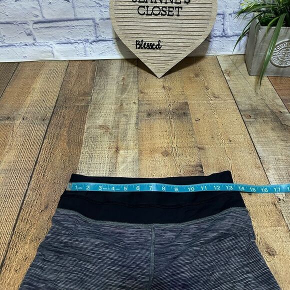 Lululemon run inspire crop leggings - Picture 3 of 10